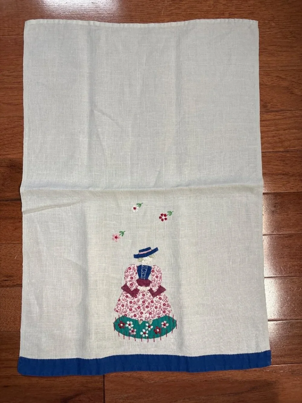 Hand Embroidered Applique Finger Towel Lady Design 19